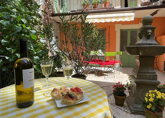 Appartamento Casa Fresco: 400 Year Old Historical Gem Oggebbio